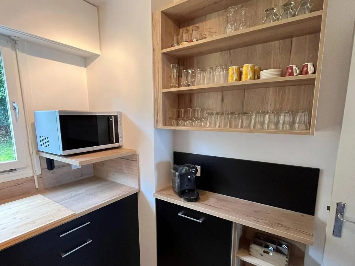 Appartement A 200M De La Plage Avec Wifi Et Vue Mer A Perros-Guirec - Fr-1-368-126 0*,  France